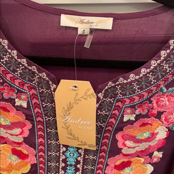 Savana Jane plum floral boho top NWT size S - Picture 3 of 4